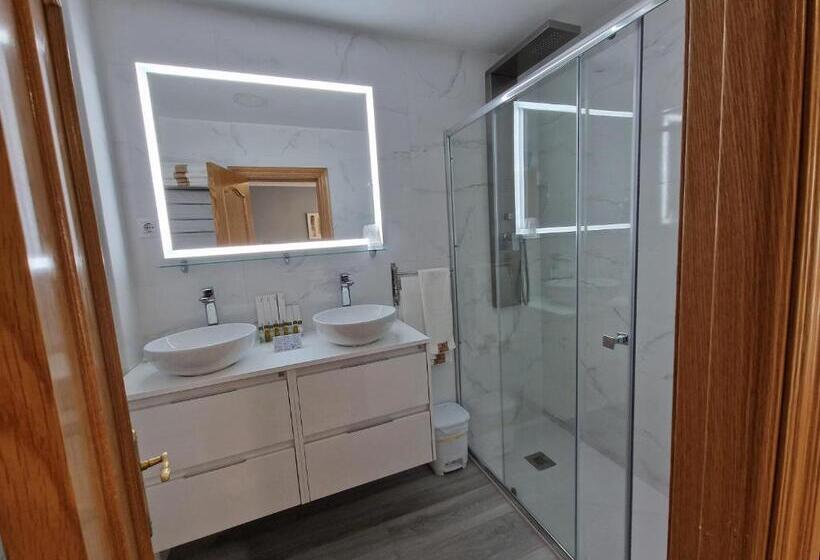 4인용 스탠다드 룸, Hostal Fidalgo