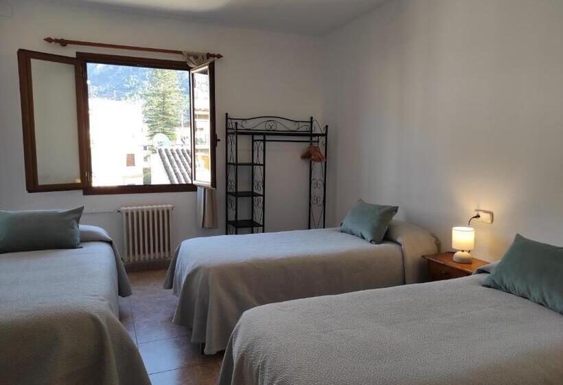 חדר משפחתי חדר אמבטיה משותף, Hostal Nadal