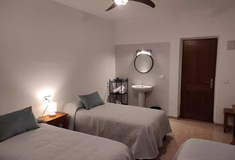 Familie Værelse Delt Badeværelse, Hostal Nadal