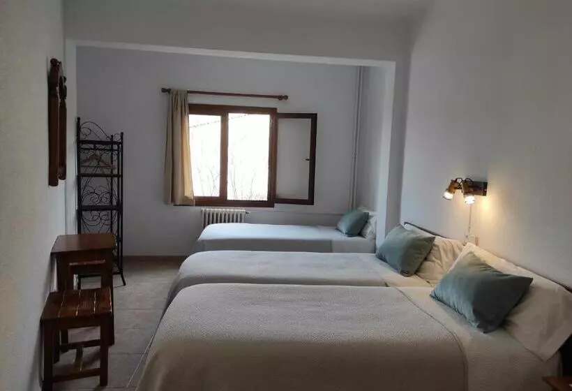 Familie Værelse Delt Badeværelse, Hostal Nadal