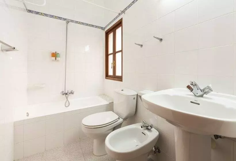 Habitació Estàndard Vista Mar amb Balconada, Hostal Sa Baronia