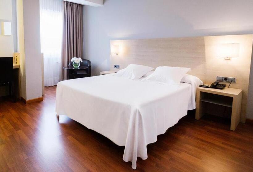 Номер Economy, Valencia