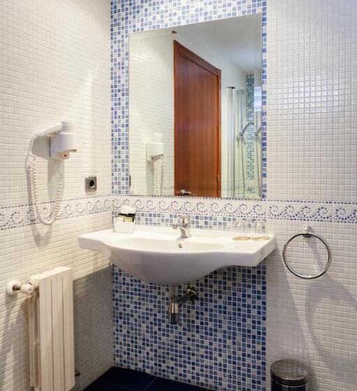 Номер Стандарт, Valencia