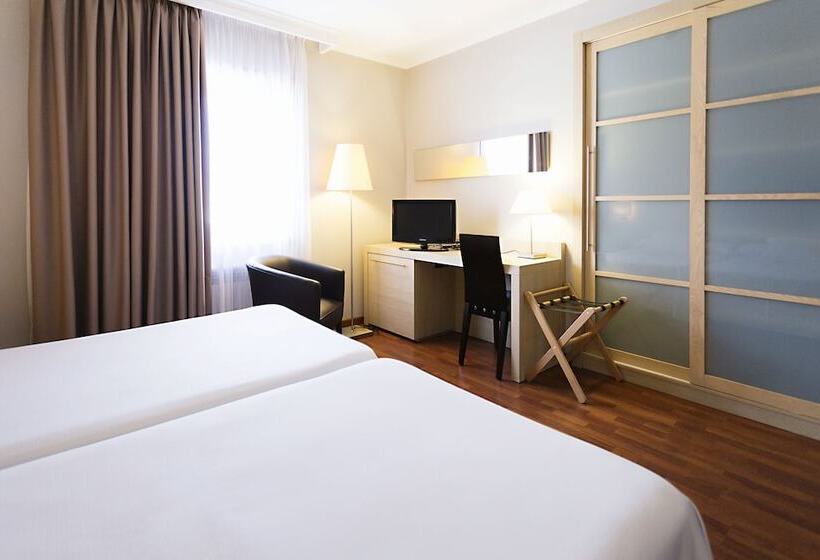 Номер Стандарт, Valencia