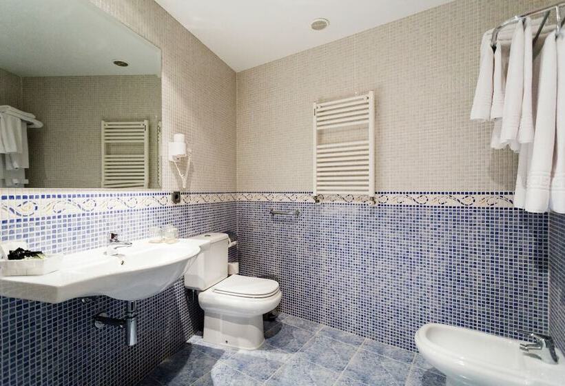 Номер Стандарт Трехместный, Valencia