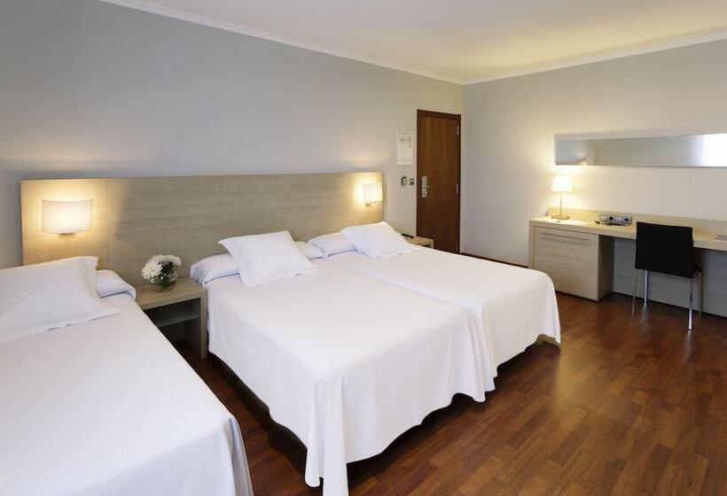 Номер Стандарт Трехместный, Valencia