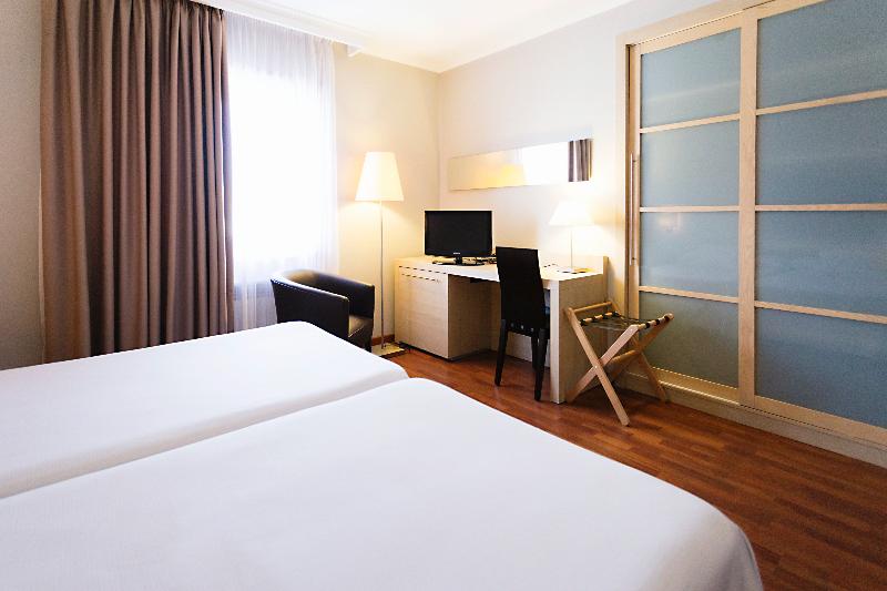 Номер Стандарт, Valencia