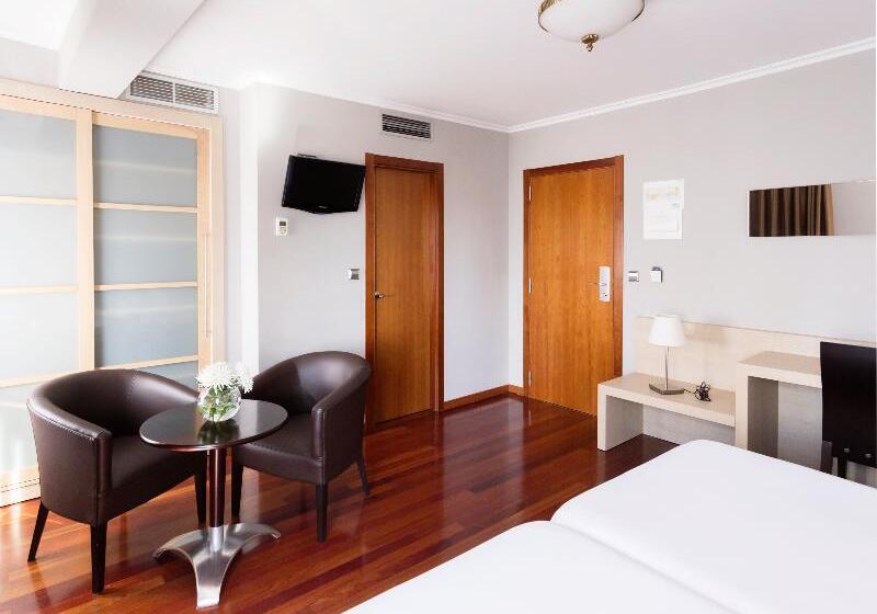 Номер Стандарт, Valencia