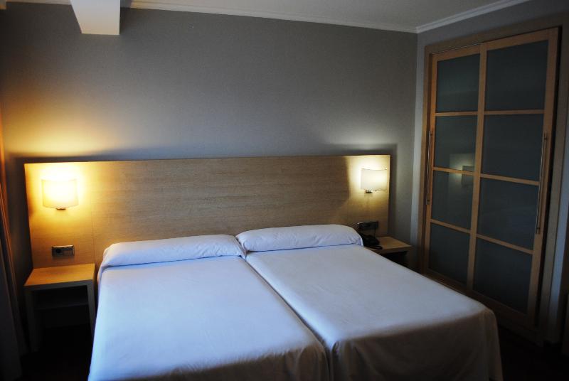 Номер Стандарт, Valencia