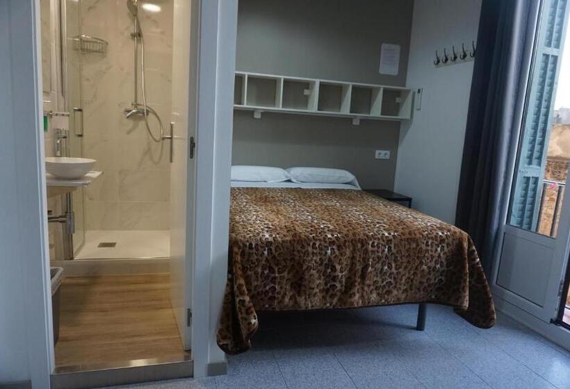 اتاق استاندارد سه نفره, Pensión Casa Blanca