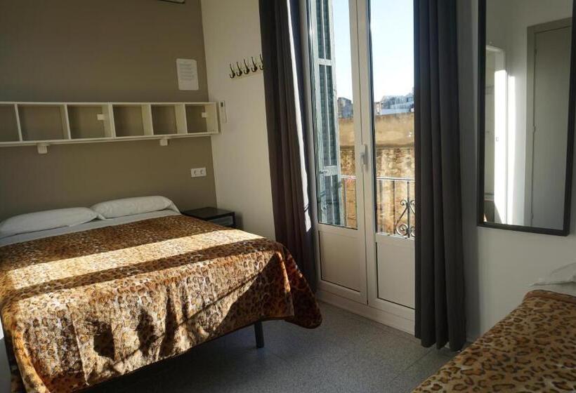 اتاق استاندارد سه نفره, Pensión Casa Blanca