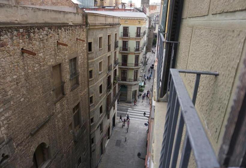 اتاق استاندارد چهار تخته, Pensión Casa Blanca