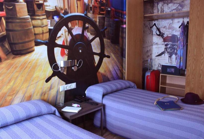 اتاق استاندارد, Hostal 4c Cuatro Caminos