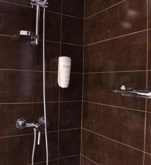 اتاق سوپریور, Hostal 4c Cuatro Caminos