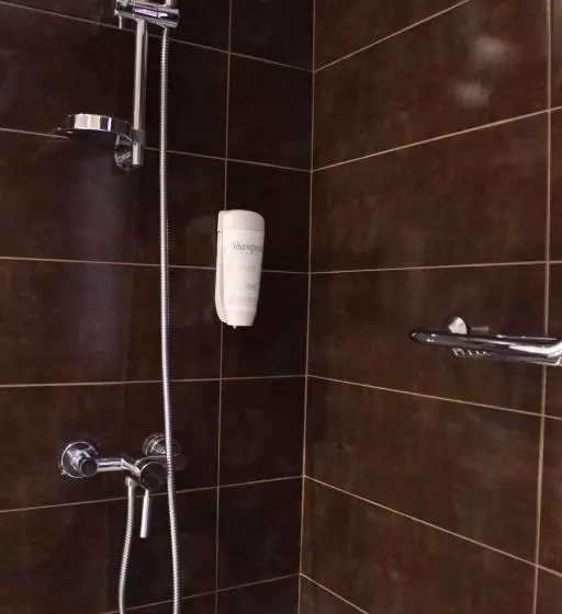 اتاق سوپریور, Hostal 4c Cuatro Caminos