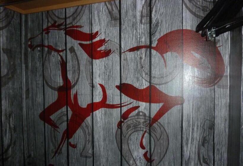 اتاق استاندارد, Hostal 4c Cuatro Caminos