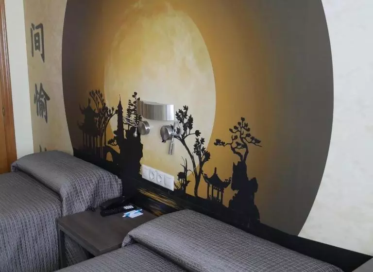 اتاق استاندارد, Hostal 4c Cuatro Caminos