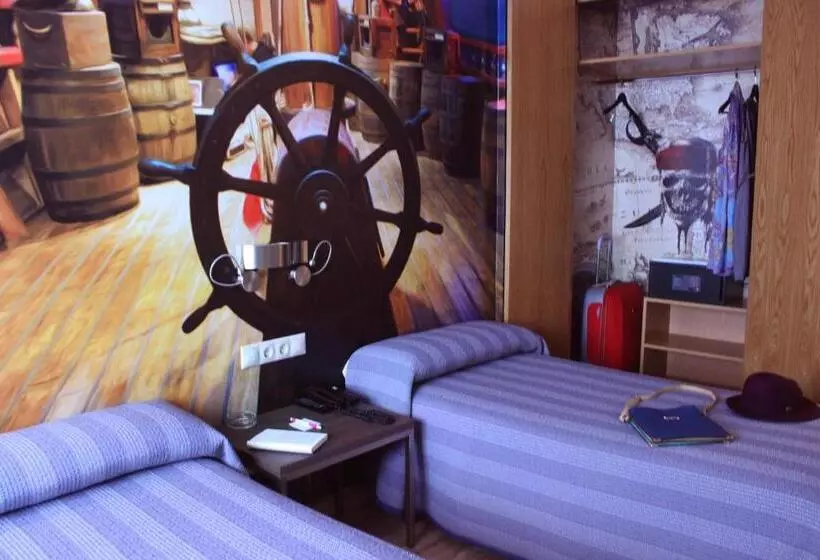 اتاق استاندارد, Hostal 4c Cuatro Caminos