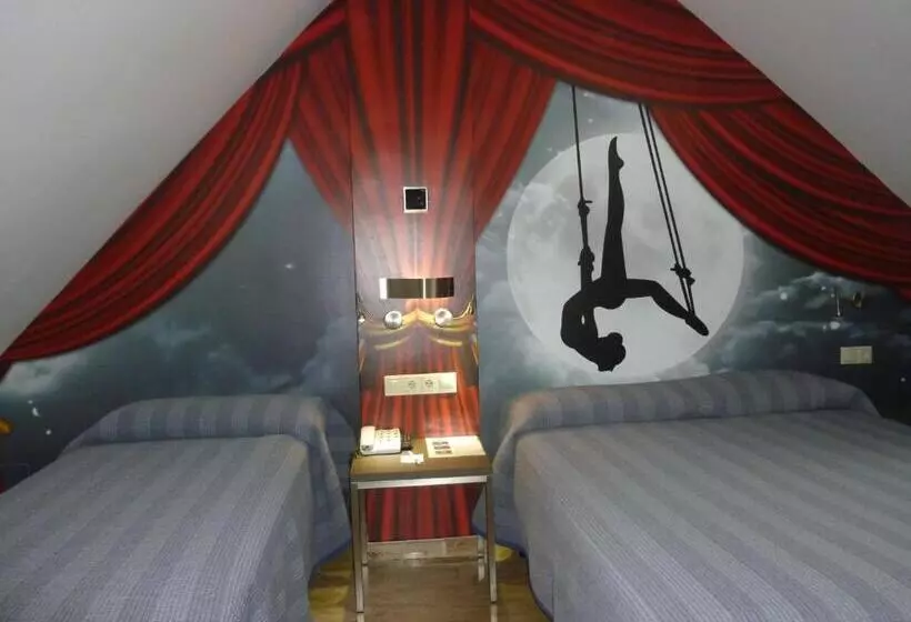 اتاق استاندارد, Hostal 4c Cuatro Caminos