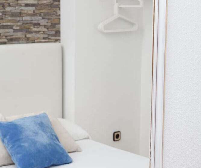 اتاق استاندارد یک نفره, Hispano Gran Vía