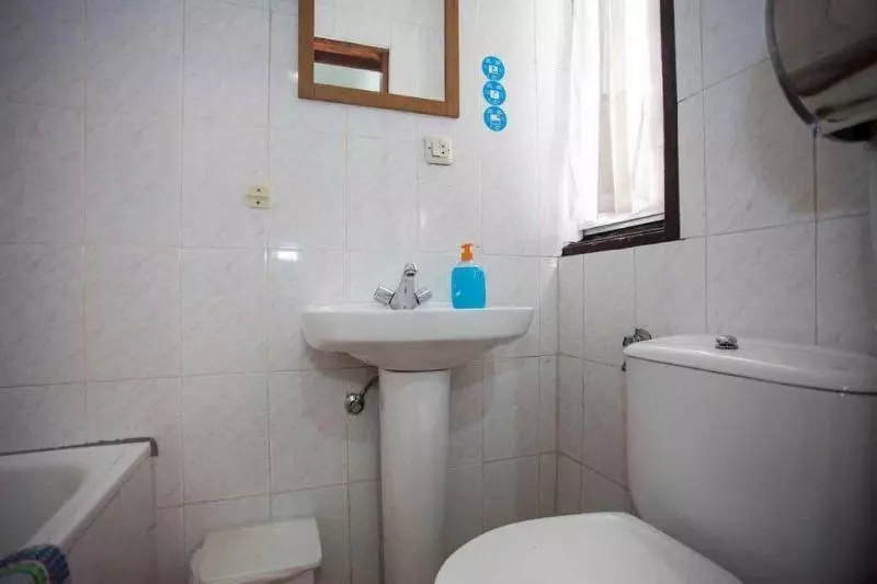 اتاق استاندارد یک نفره, Hostal Los Arcos