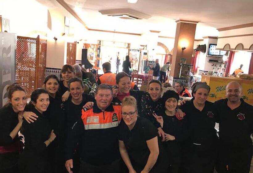 חדר סטנדרט לשלושה, Hostal Restaurante El Cruce