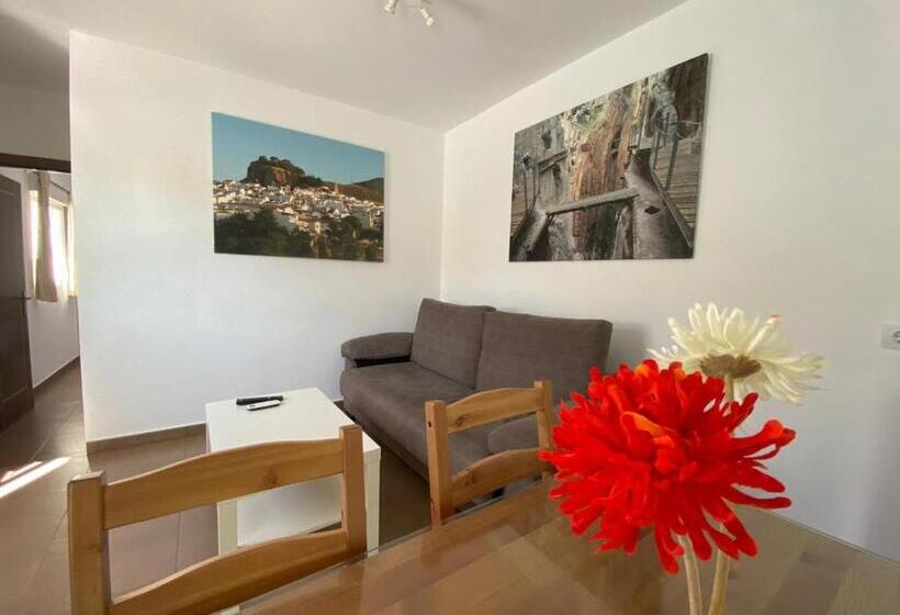 Апартаменты 1 Спальня, Hostal Restaurante El Cruce