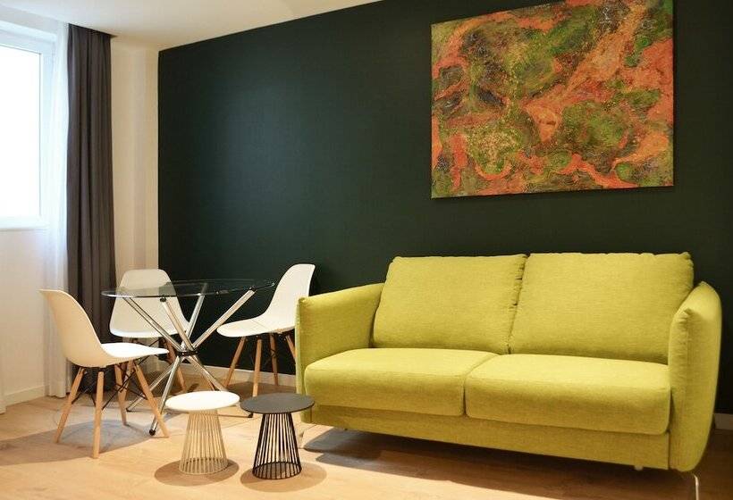 سوییت خانوادگی, Due Temps Madrid