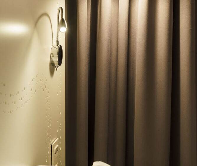 اتاق لوکس, Due Temps Madrid