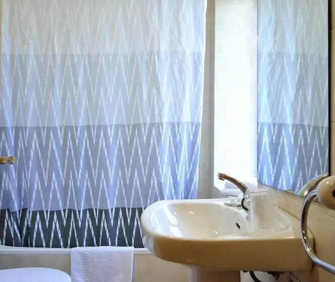 اتاق استاندارد, Hostal Vall D Aneu By Arcas & Sambola