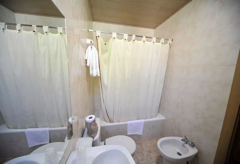 اتاق استاندارد, Hostal Vall D Aneu By Arcas & Sambola