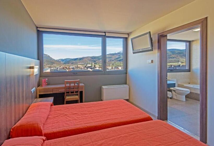 수피리어 패밀리 룸, Avenida