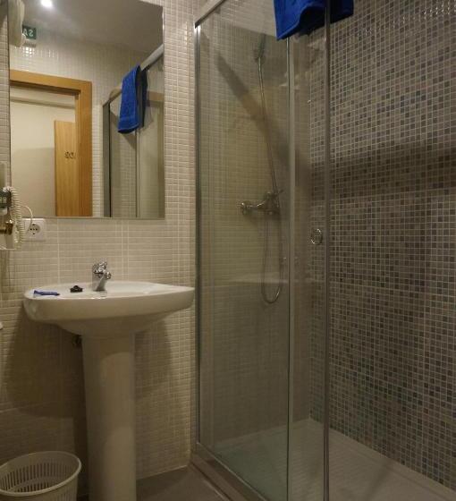 غرفة قياسية, Elizondo