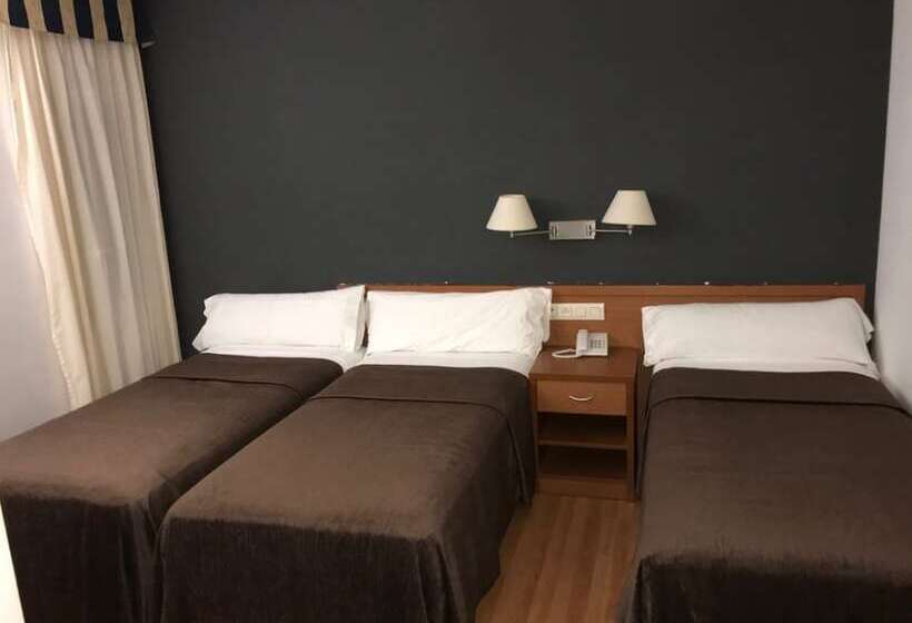 اتاق سوپریور سه تخته, Gatell