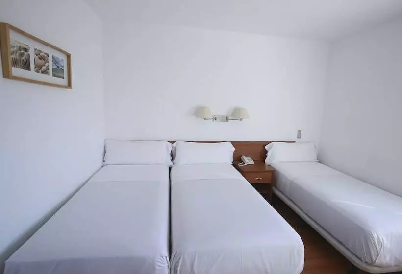 Superior Triple Room, Gatell
