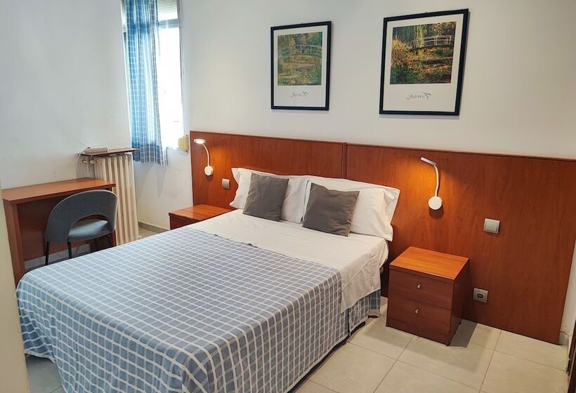 اتاق استاندارد, Hostal Cervantes