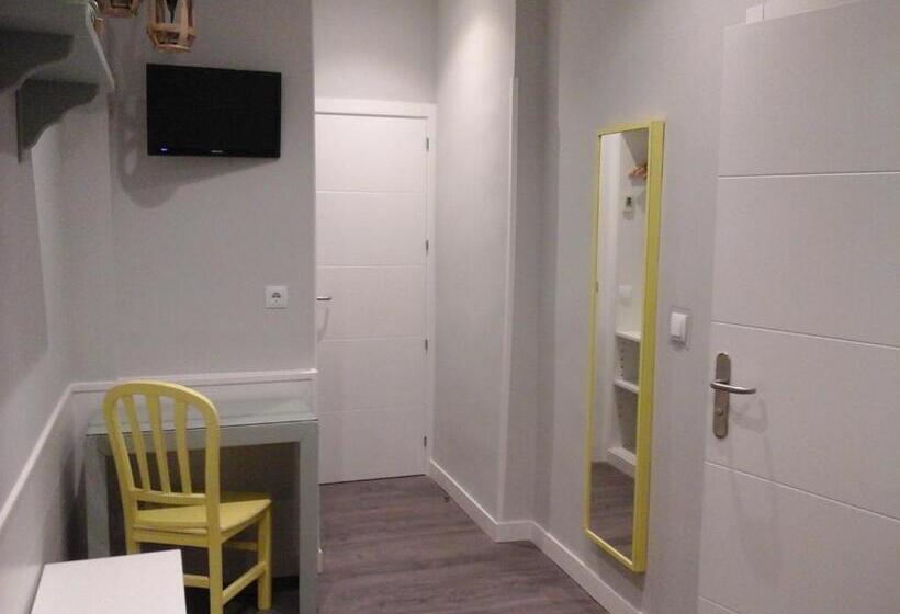 اتاق استاندارد, Hostal Don Alfonso