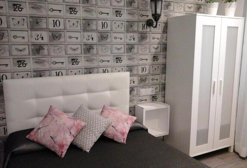 اتاق استاندارد, Hostal Don Alfonso