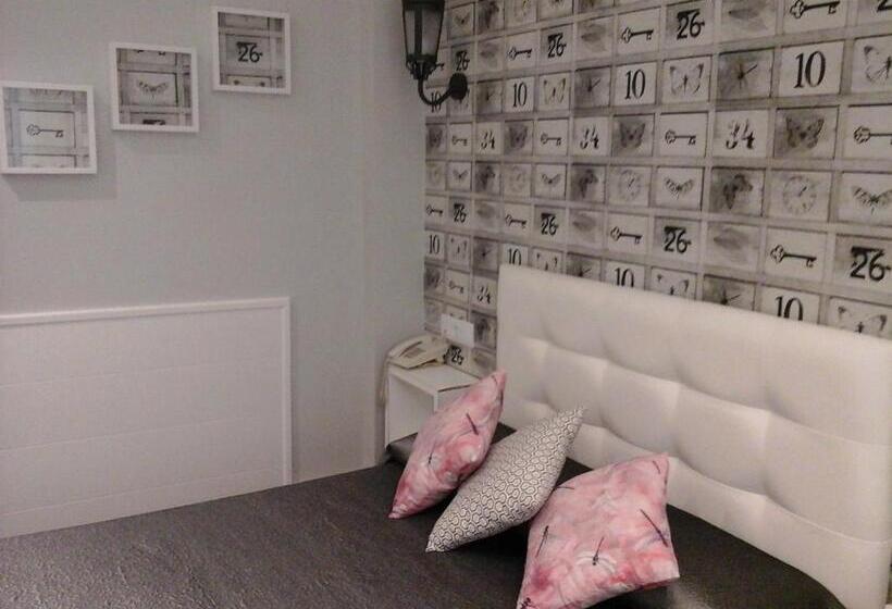 اتاق استاندارد, Hostal Don Alfonso