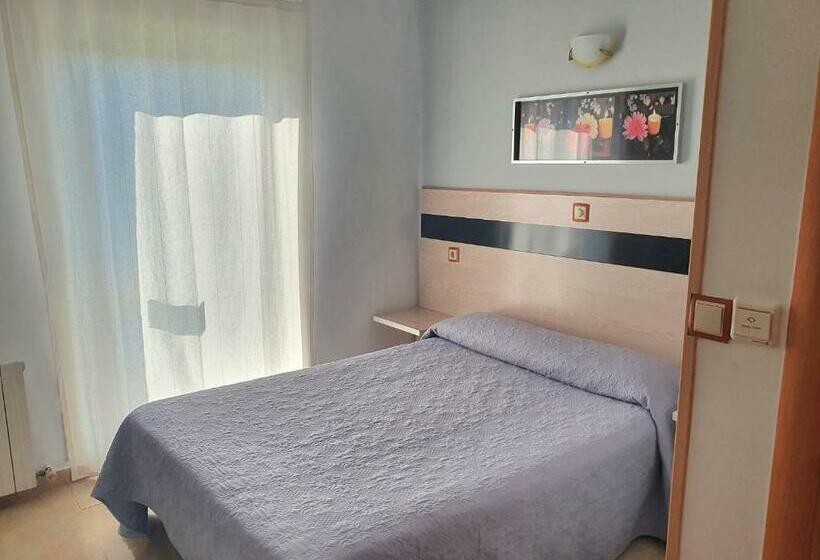 اتاق استاندارد, Hostal Fronton