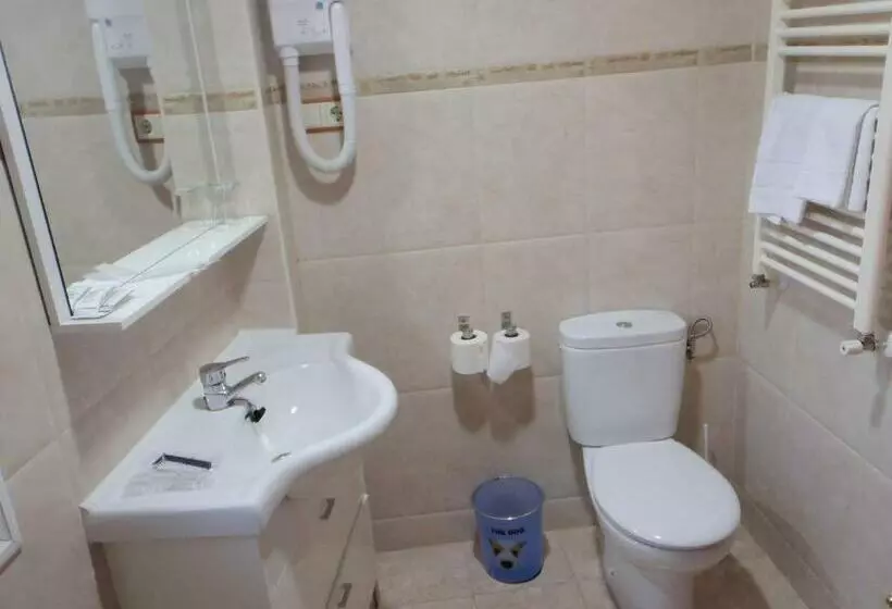 Standart Tek Kişilik Oda, Hostal Fronton