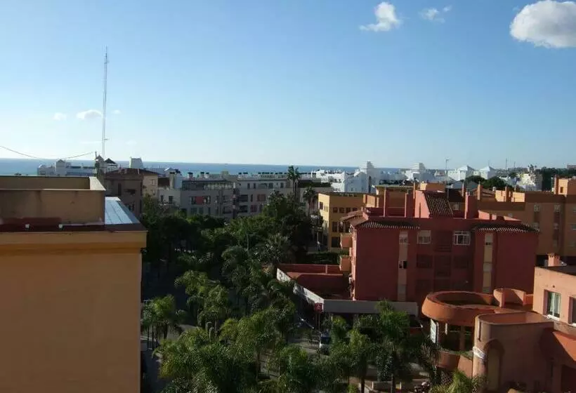 スタンダードトリプルルーム, Hostal La Palmera