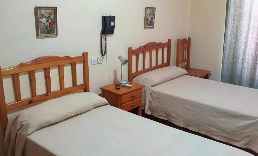 اتاق استاندارد, Hostal Río Paraná