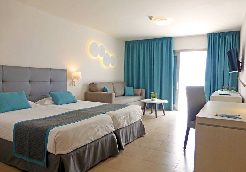 غرفة قياسية إطلالة جانبية علي البحر, Las Costas