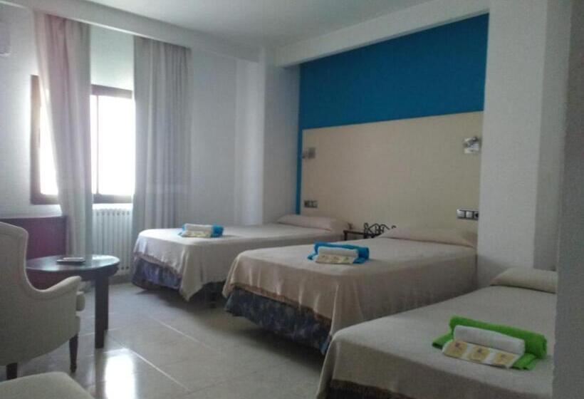 标准三人间, Nuevo Ara