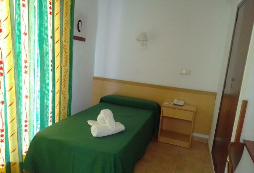 اتاق استاندارد یک نفره, Santa Faz