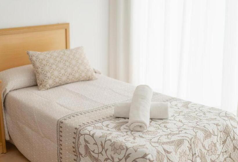 اتاق استاندارد, Santa Faz