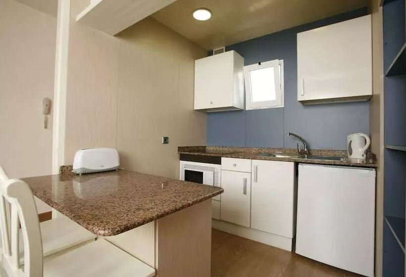 1 Bedroom Apartment with Balcony Pool View, Aparthotel Aquasol