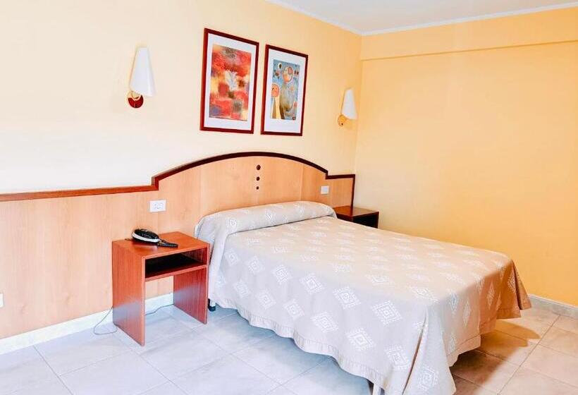 스탠다드 룸, Alameda