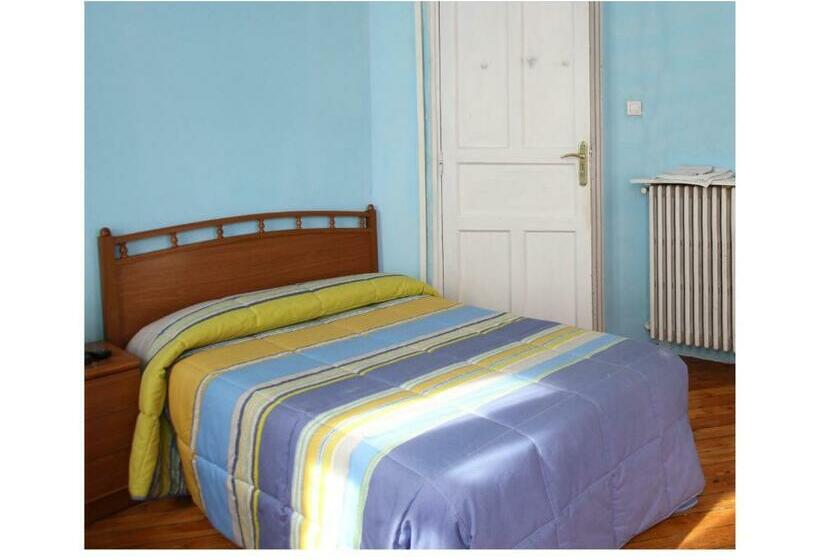 חדר סטנדרד יחיד חדר אמבטיה משותף, Hostal Bayón